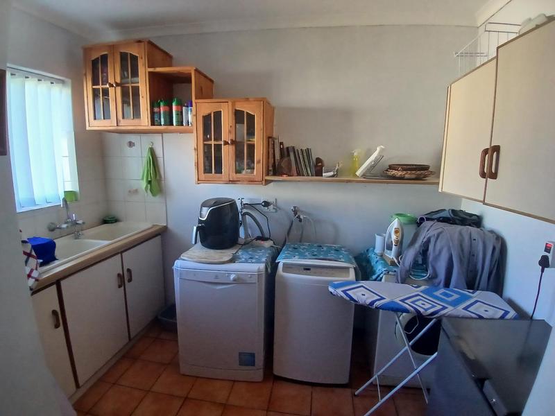 3 Bedroom Property for Sale in Stilbaai Wes Western Cape